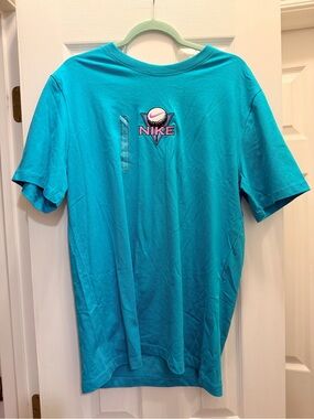 Nike Men’s Turquoise golf  Logo Short Sleeve Tee